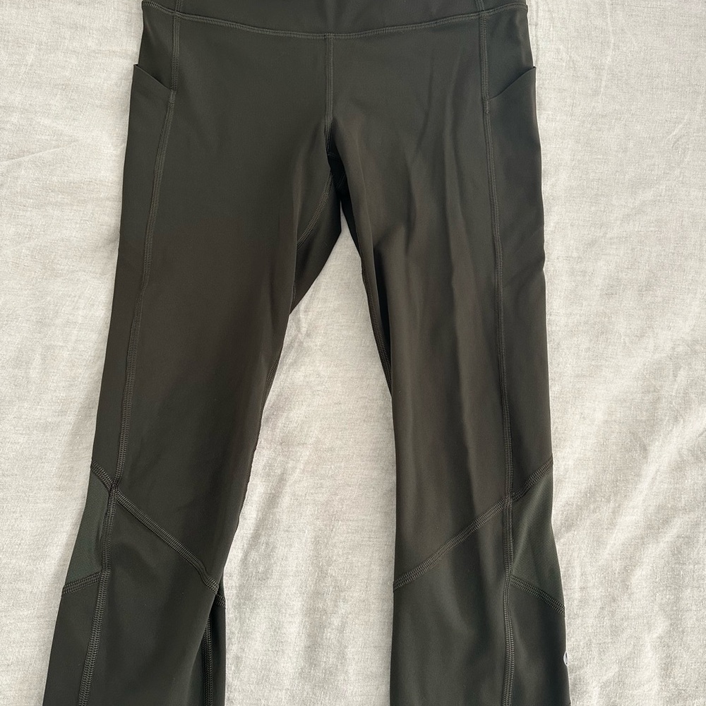 Lululemon 3/4 Green Leggings